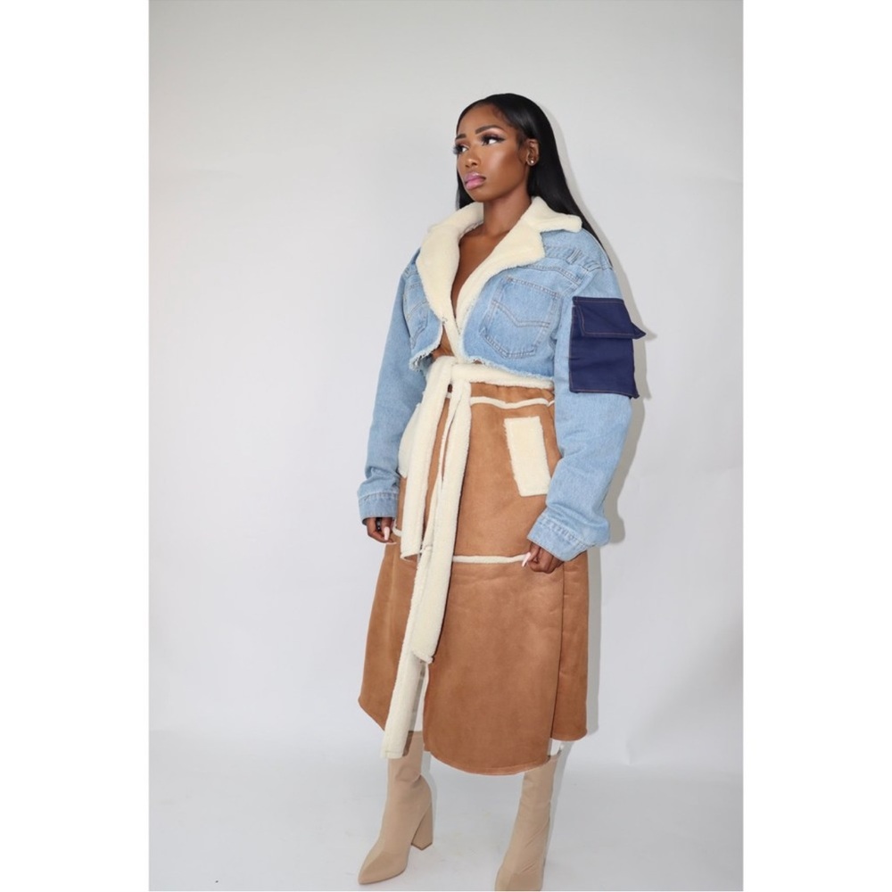 Stylish Shearling Jean Jacket with Belt - Picture 2 of 2